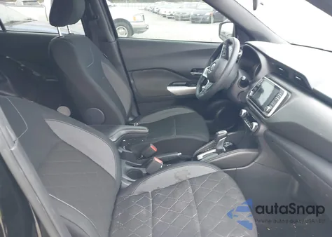 2019 Nissan Kicks Sv z USA, uszkodzony, nr VIN 3N1CP5CU9KL546079